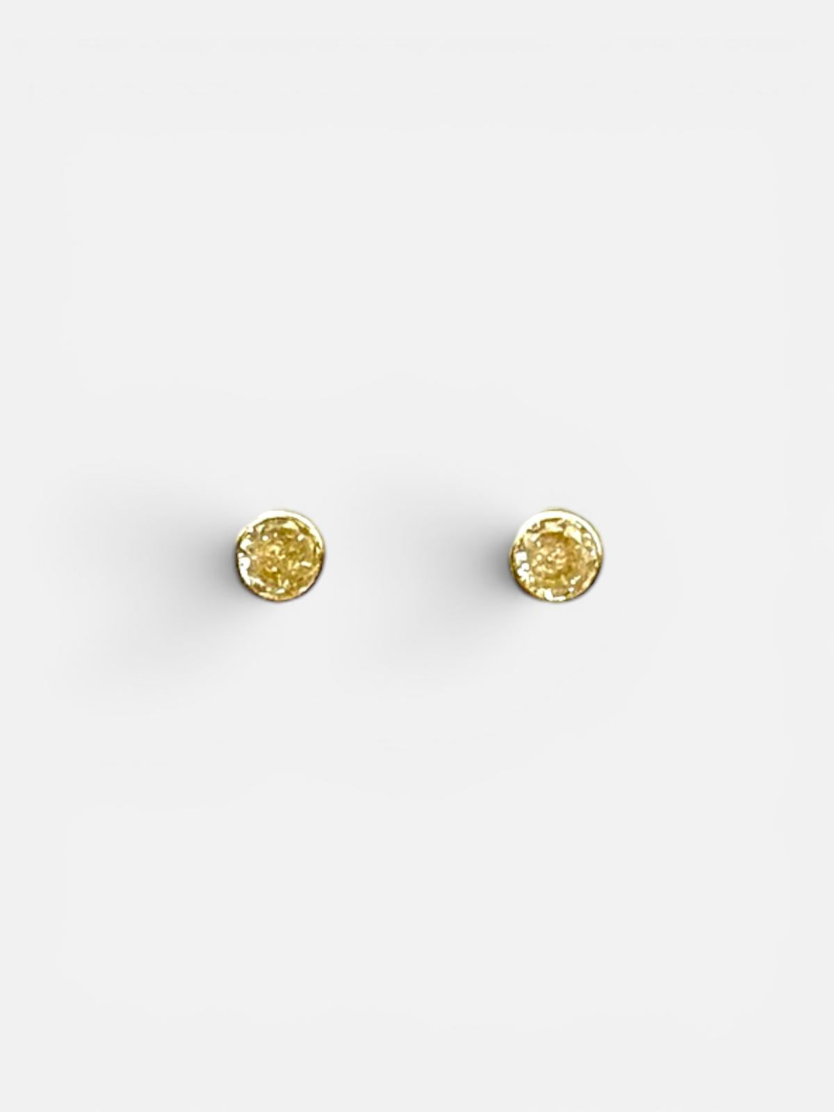 10K Gold Circle Diamond Cut Stud Earrings